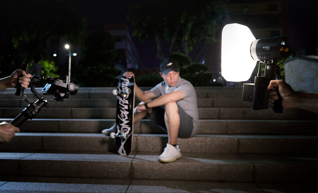 Godox ML30 battery powered COB LED video light location shooting