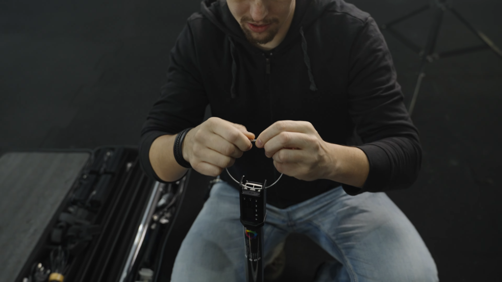Niedźwiedź Filmuje Godox TL series LED tube lights TL30 TL60 TL120 review steel cable mounting