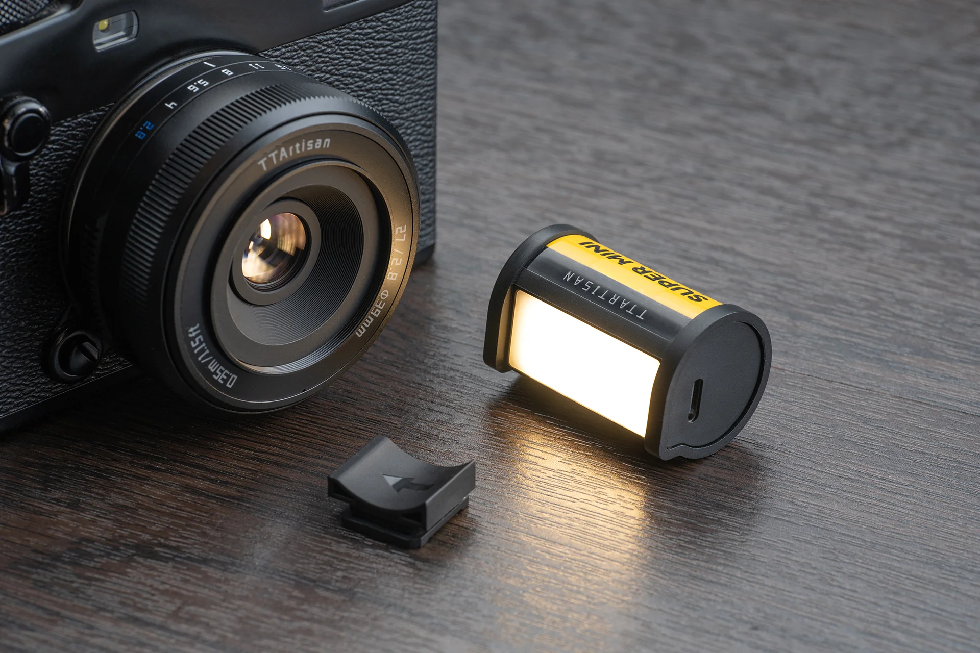TTArtisan Mini Magnetic LED Light