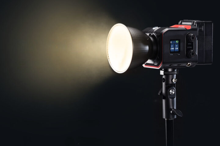 SmallRig RC 100B compact bi-color COB LED video fill light