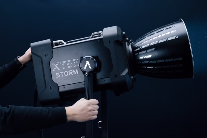 Aputure STORM XT52 professional powerful COB LED bi-color light for film production