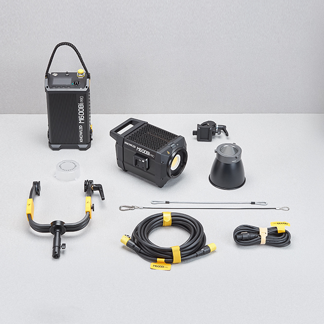 Godox KNOWLED M600Bi PRO Bi-Color weatherproof IP54 COB LED light for professional movie film production what's included in the kit